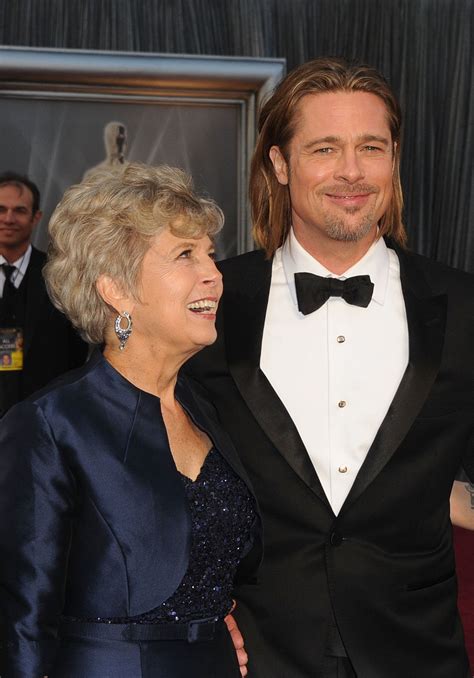 Brad Pitt With His Mom Jane Melanie Griffith Laura Dern Melissa Mccarthy Celebrity Stars