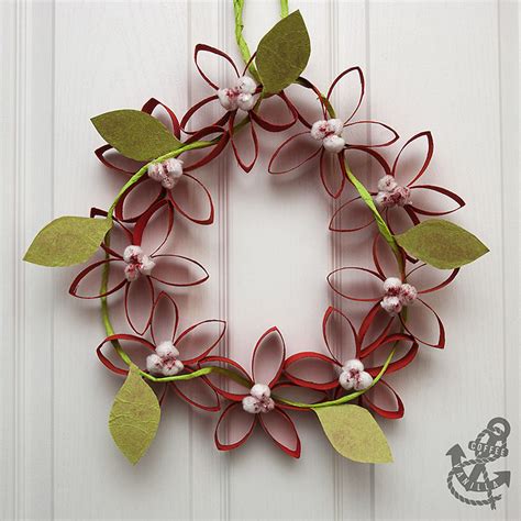 upcycled toilet paper roll wreath poinsettias coffee and vanilla