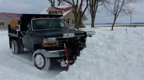 1995 F350 Dump Truck Plowing Snow With Western Ultramount V Blade