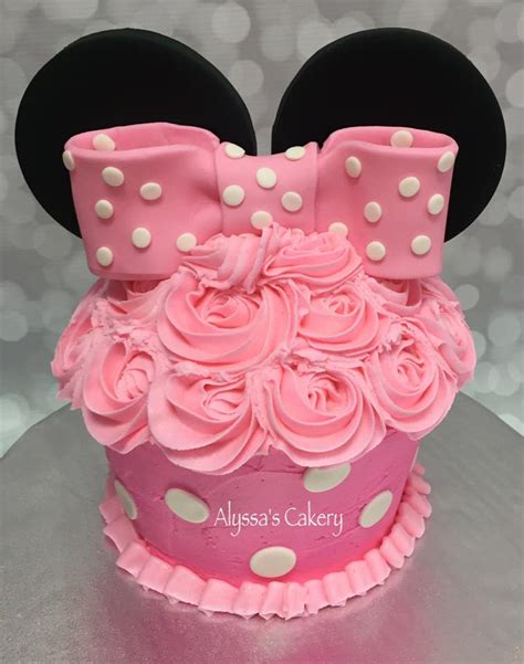 Minnie Mouse Cupcake Cake Alyssas Cakery