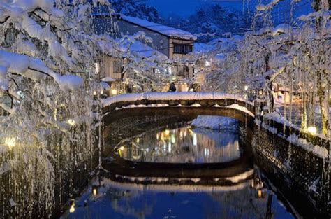 Explore Kinosaki Onsen Japans Favorite Hot Spring Town Near Kyoto