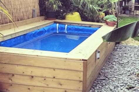How To Make A Hay Bale Swimming Pool Yes This Is A Real Thing