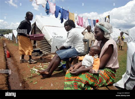 Kenyan refugees (internally displaced people = IDPs) at ...
