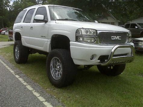 Gmc denali truck lifted white. 2002 GMC Yukon Denali $1 Possible trade - 100332700 ...