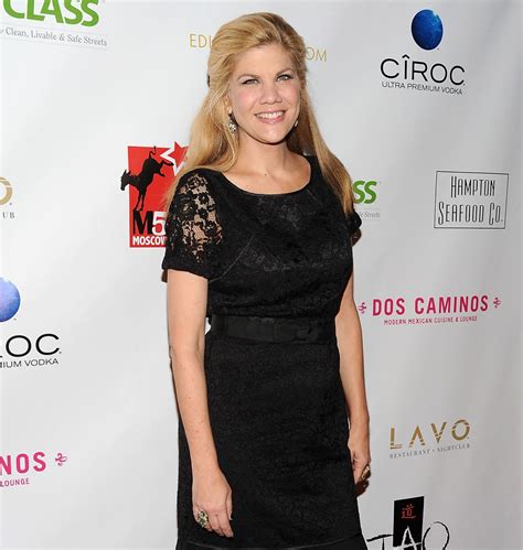Kristen Johnston Reflects On Very Abusive Relationship With Drugs