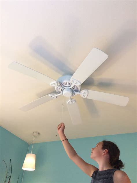How To Wire A Single Switch Ceiling Fan Hunker In 2021 Ceiling Fan