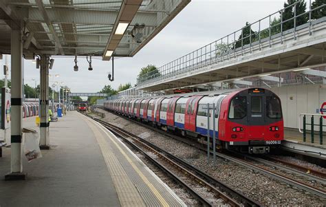 Jubilee Line Image To U