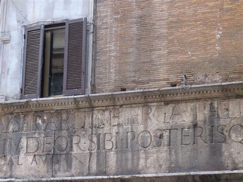 Inscription on a building in the Jewish Ghetto. | Jewish ghetto, Rome ...