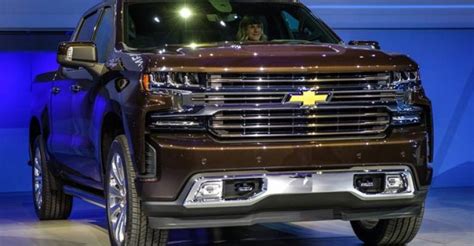 19 Chevrolet Silverado General Motors Redesigns Best Selling Truck