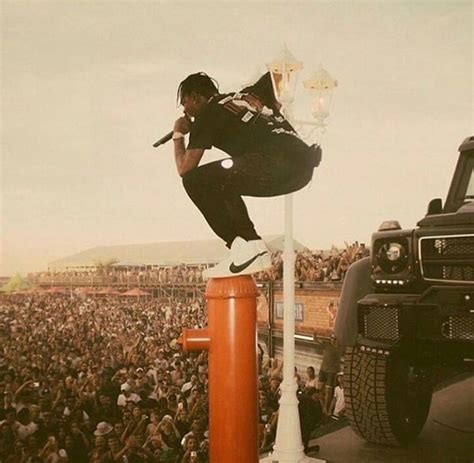 This Is One Of The Dopest Show Photos Ive Seen Rtravisscott