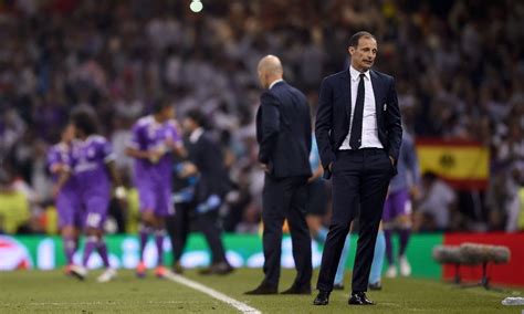 Allegri sclera durante conferenza stampa dopo juventus tottenham 2 2 12 2 2018. Allegri: si muovono PSG, Chelsea, Real e United! C'è ...
