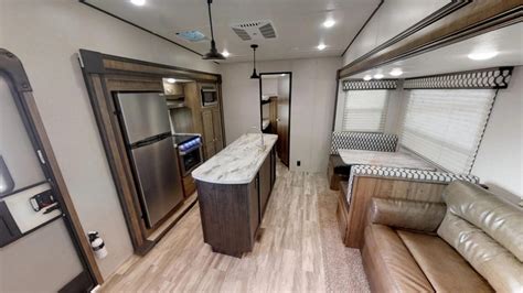 The Best 2 Bedroom Rvs Out There Mortons On The Move