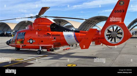 Us Coast Guard Hh 65 Dolphin Mh 65 Dolphin Eurocopter Rescue