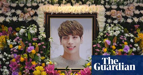 K Pop Singer Jonghyuns Death Turns Spotlight On Pressures Of Stardom