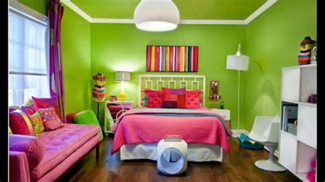 Apakah anda berencana menambahkan warna hijau untuk rumah anda baca artikel ini untuk inspirasinya. Desain Cat Ruang Tamu Warna Hijau | Wallpaper Dinding