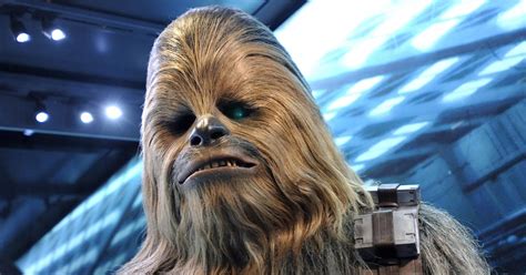 Star Wars The Force Awakens Deleted Scene Sees Chewbacca Rip An Arm Off Metro News