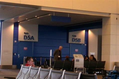 Gate D5 Concourse D North Terminal Detroit Mi Airports Mapquest