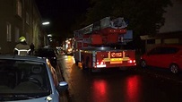 Feuer in Osnabrück-Schinkel - Einsatzkräfte treten Tür ein | NOZ