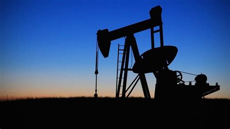 مقدمة عن النفط استعلام المنصة