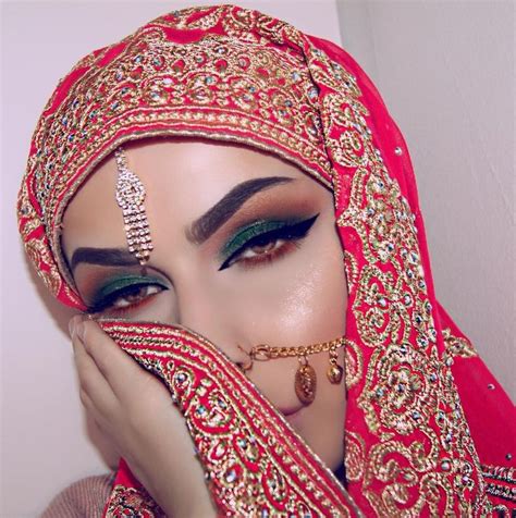 Pin By Luxyhijab On Hijab Queens And Princesses ملكات و اميرات الحجاب Arabian Makeup Cute