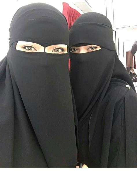 502 Likes 49 Comments Niqab Lovers Niqaby On Instagram Niqab Hijab Niqab Eyes