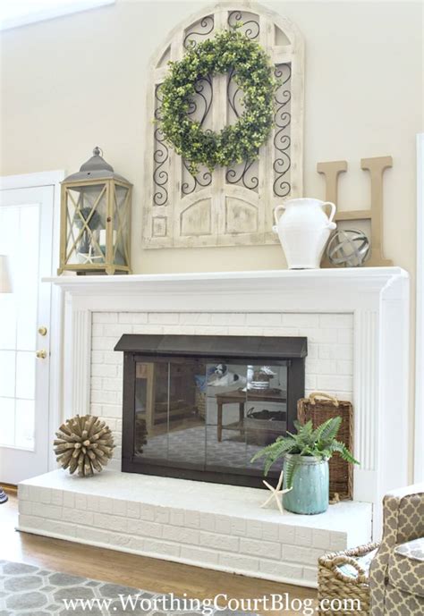 Once i got the mantle built and attached to the wall, i had the problem of deciding how i would decorate it. 28 Best Farmhouse Mantel Decor Ideas and Designs for 2021