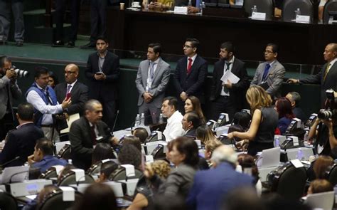 Licenciado en auditoría por la universidad de a lo largo de los años, calderón ha ocupado diferentes cargos en todas las áreas de gestión de ripley. Fernandez Noroña: único espurio que ha pisado San Lázaro ...