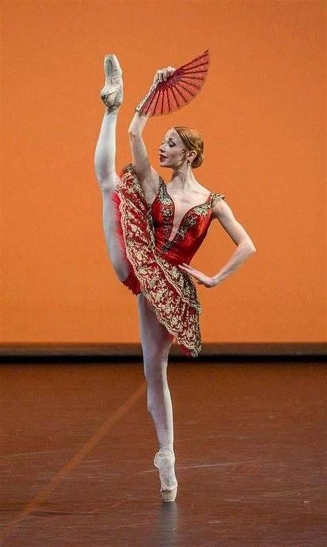 Pin By Lizzy On Ballet Ballet Dancers Dance Photography Ballet