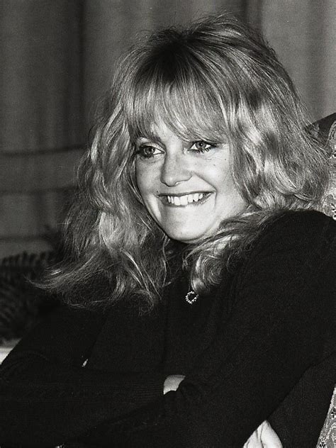 goldie hawn was born on november 21 1945 description from i searched for this on