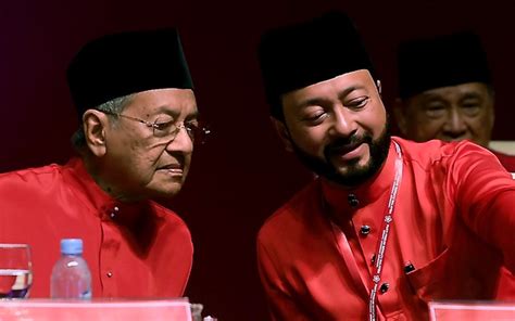 Mahatir's father, mohamad bin iskandar, was a simple. Mukhriz's crass hypocrisy ignores father's role in rising ...