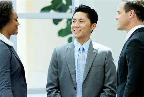 Berikut merupakan ciri dari pengendalian sosial, diantaranya adalah sebagai berikut 5 Cara Yang Biasanya Digunakan Individu Atau Kelompok ...