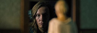Hereditary 2018 Movie Review | A fantastic start and a frustrating finale.
