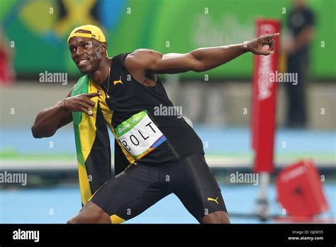 rio de janeiro brazil 14th aug 2016 jamaican athlete usain bolt does trademark lightning