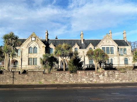 Garrison House Millport Isle Of © Raibeart Macaoidh Geograph