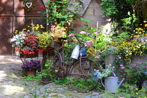Maybe you would like to learn more about one of these? Garten romantisch gestalten