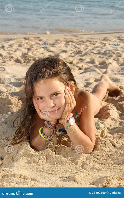 Plage photo stock Image du enfants chéri fille durée