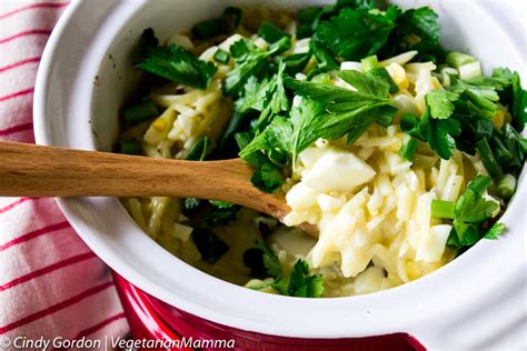 How to make hashbrown egg casserole. Egg and Hashbrown Casserole - Vegetarian Mamma