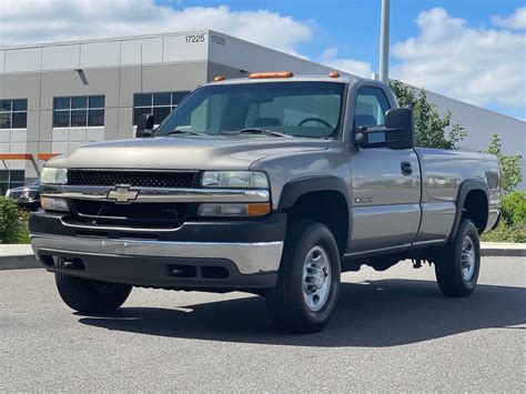 2002 Chevrolet Silverado 2500 Hd Regular Cab 4x4 Only 52000 Miles