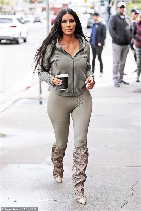 kim kardashian shows off her flawless figure in skintight leggings kim kardashian show