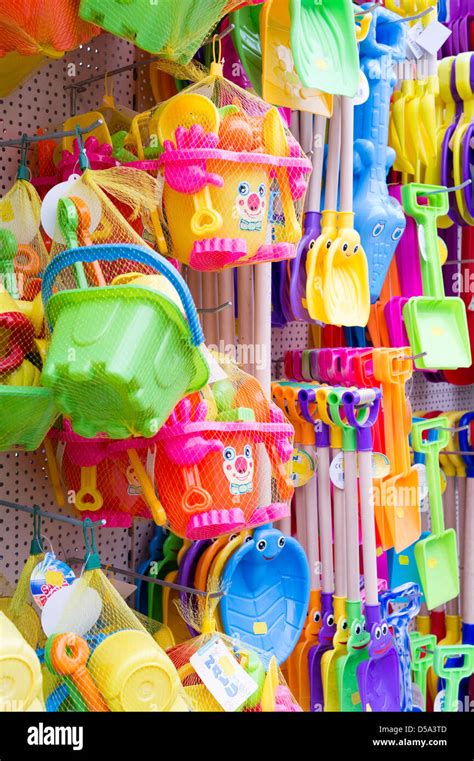 Bucket And Spade Beach Toys Stock Photo Alamy