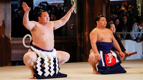 Sumo Wrestlers Throw Considerable Weight Behind Tokyo 2020 Games