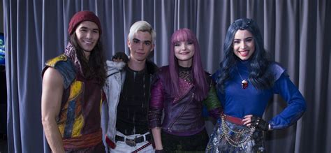Descendants 2 Songs Ways To Be Wicked Chillin Like A Villain Debut On Bubbling Under Hot 100
