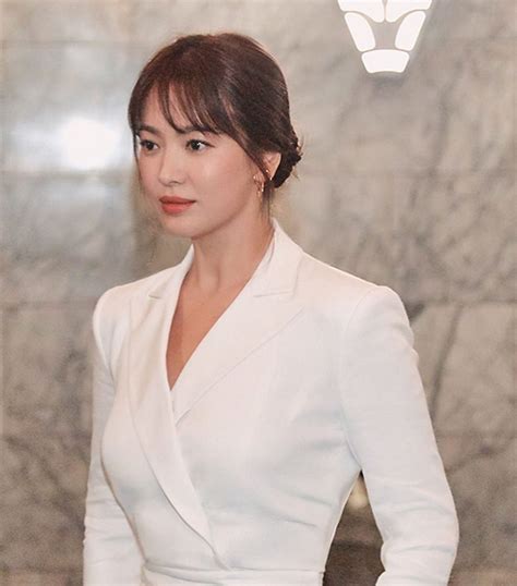 This led to her being cast in a small role in her first. Song Hye Kyo To Make Her First Public Appearance In Korea ...