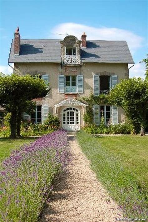 55 Beautiful French Cottage Garden Design Ideas