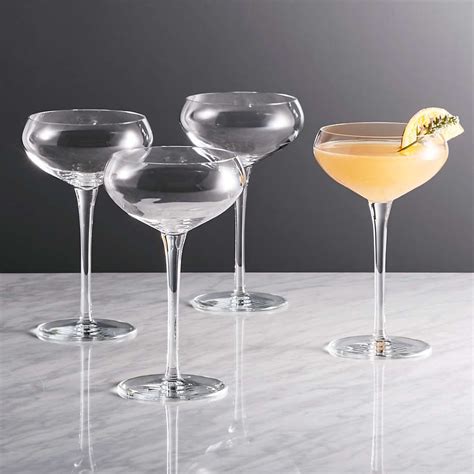 Coupe Cocktail Glasses Set Of 4 Reviews Crate And Barrel Types Of Cocktail Glasses Types