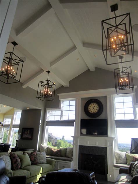 Love The Ceiling And Light Fixtures Vaulted Ceiling Living Room