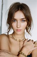 RACHEL COOK - The Industry Model MGMT