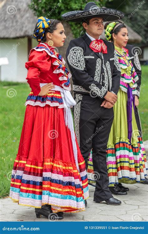 Mexican Folk Dance Costumes