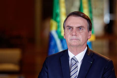 Avec Lalliance Pour Le Brésil Jair Bolsonaro Parachève Sa Posture