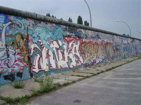 Free Stock Photo Of Section Of The Berlin Wall With Urban Art
